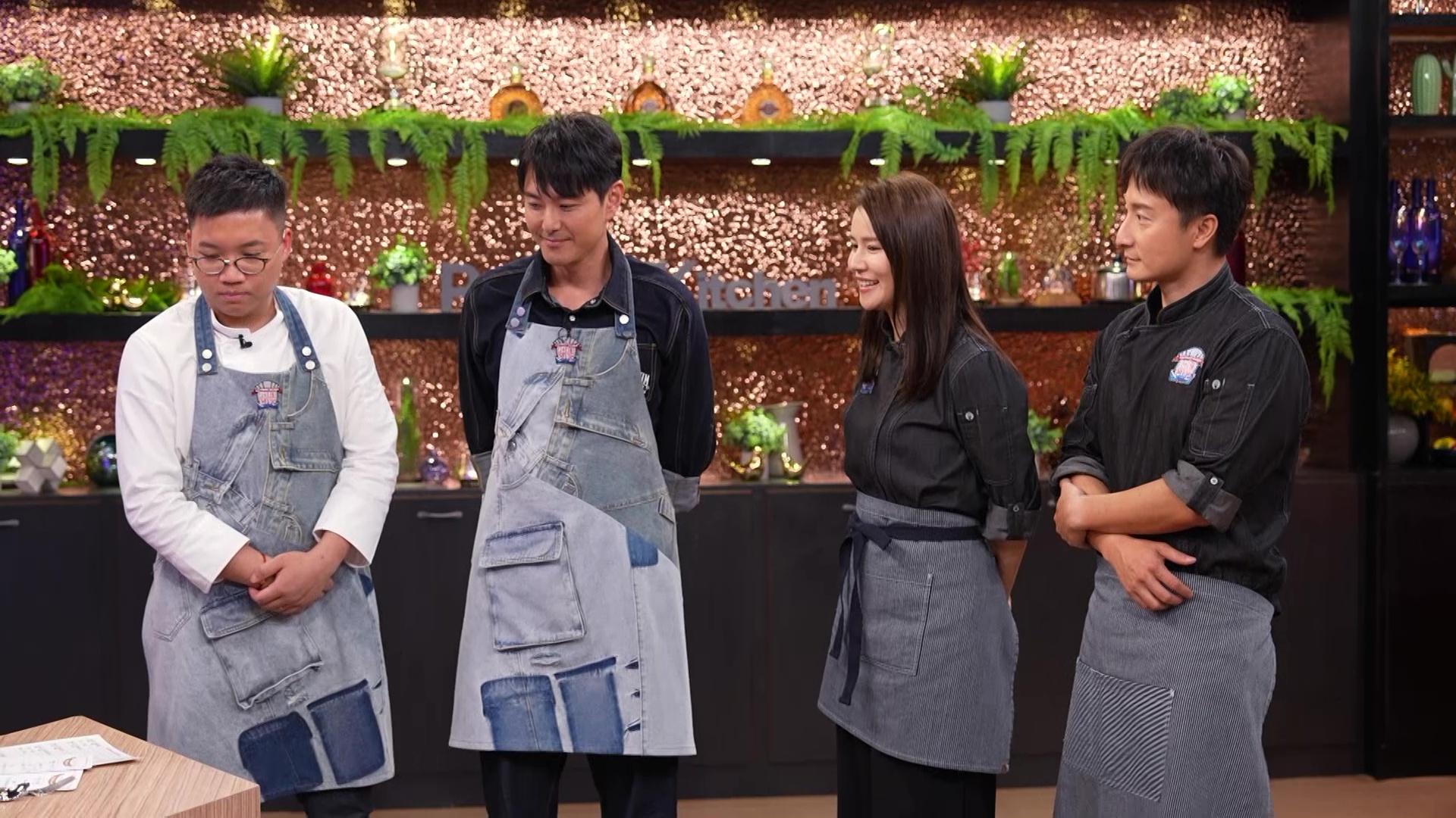 蕭正楠指爸爸特意請教印度籍同事學煮正宗印度咖喱,憶起爸爸汗流浹背煮餸嘅畫面。