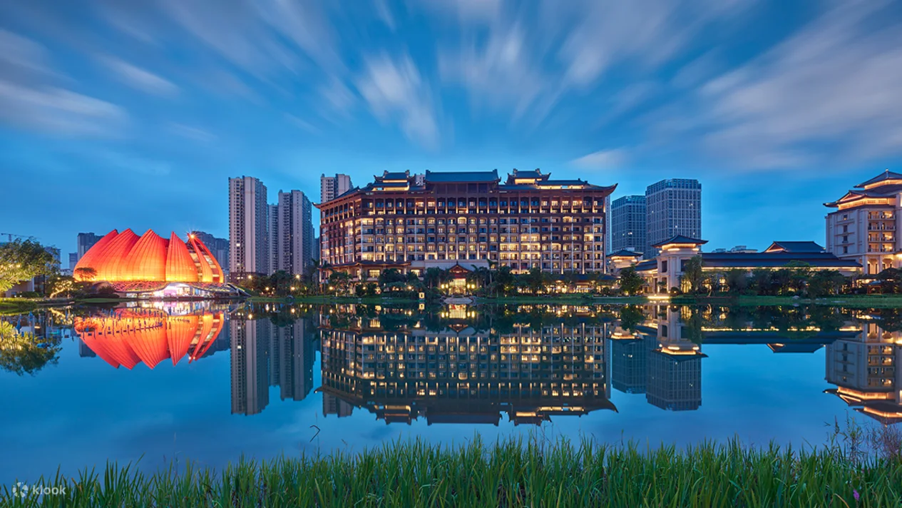 【住宿 | 買一送一套票】廣州融創施柏閣酒店 高級城景雙牀房1間2晚/2間1晚 不含早餐