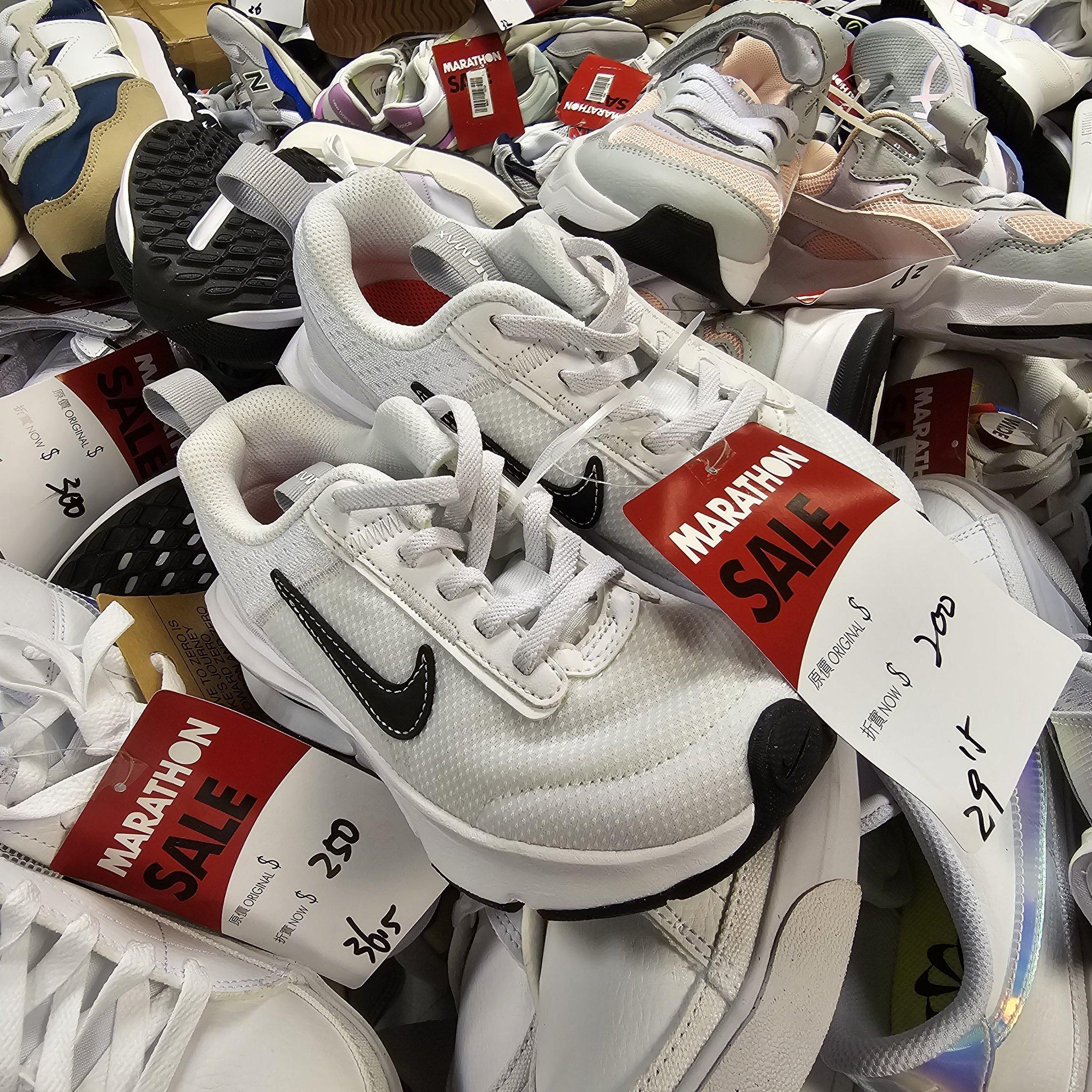 馬拉松便服及運動名牌產品