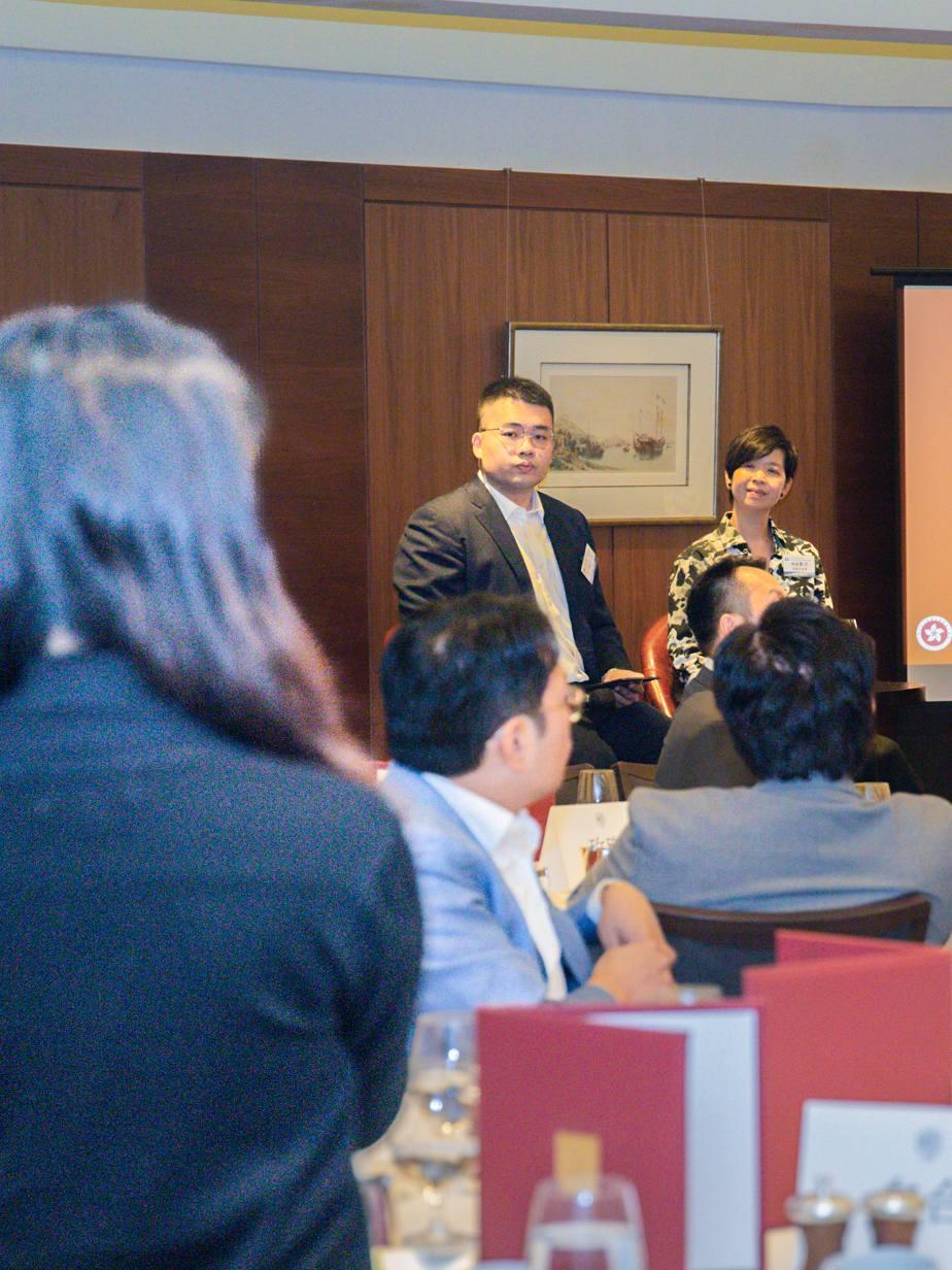 何永賢日前出席香港房地產協會的午宴講座。(何永賢fb圖)