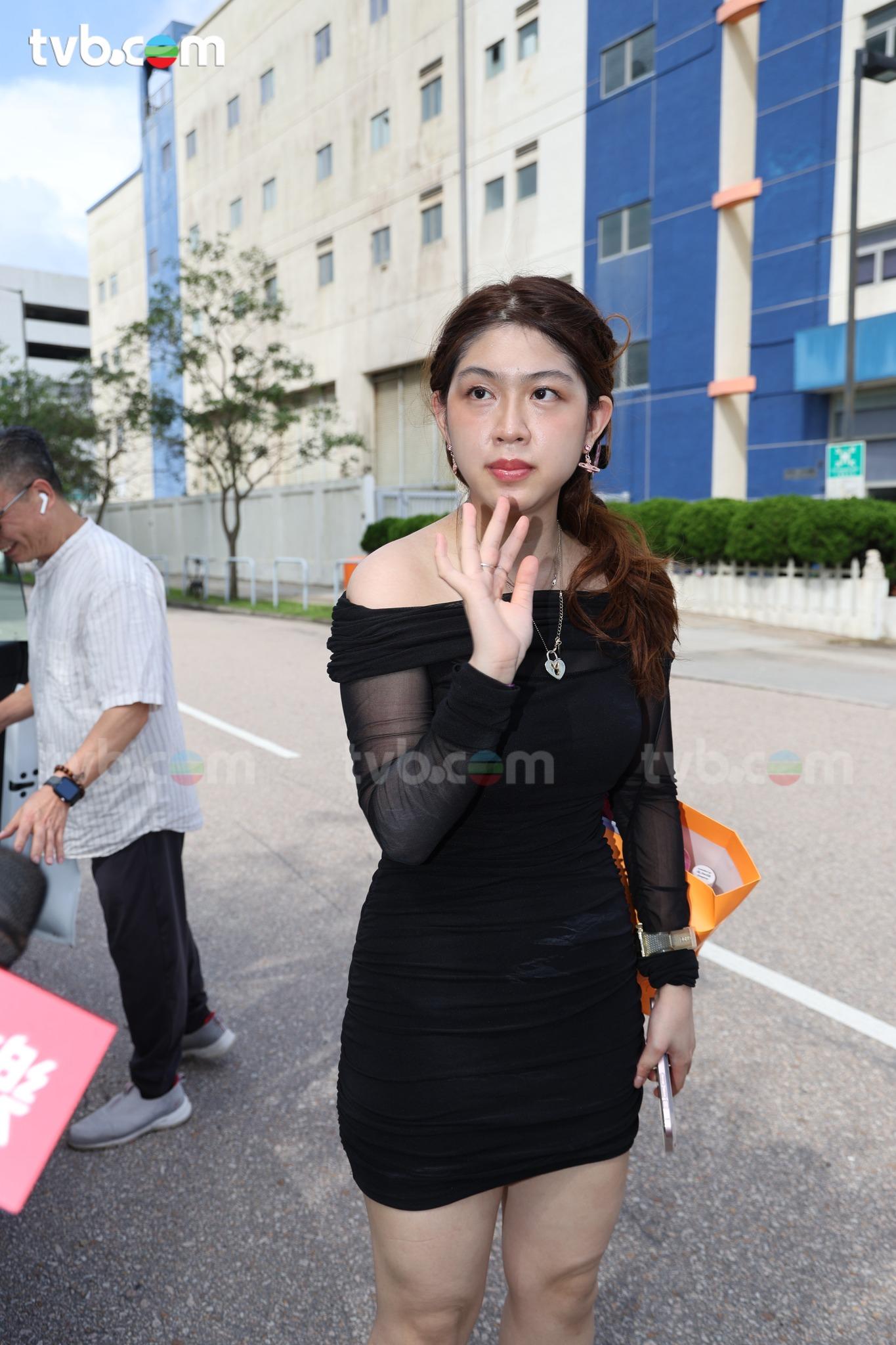 《香港小姐競選2024》今日舉行首輪面試,多位佳麗現身TVB電視城。(TVB網頁照片)