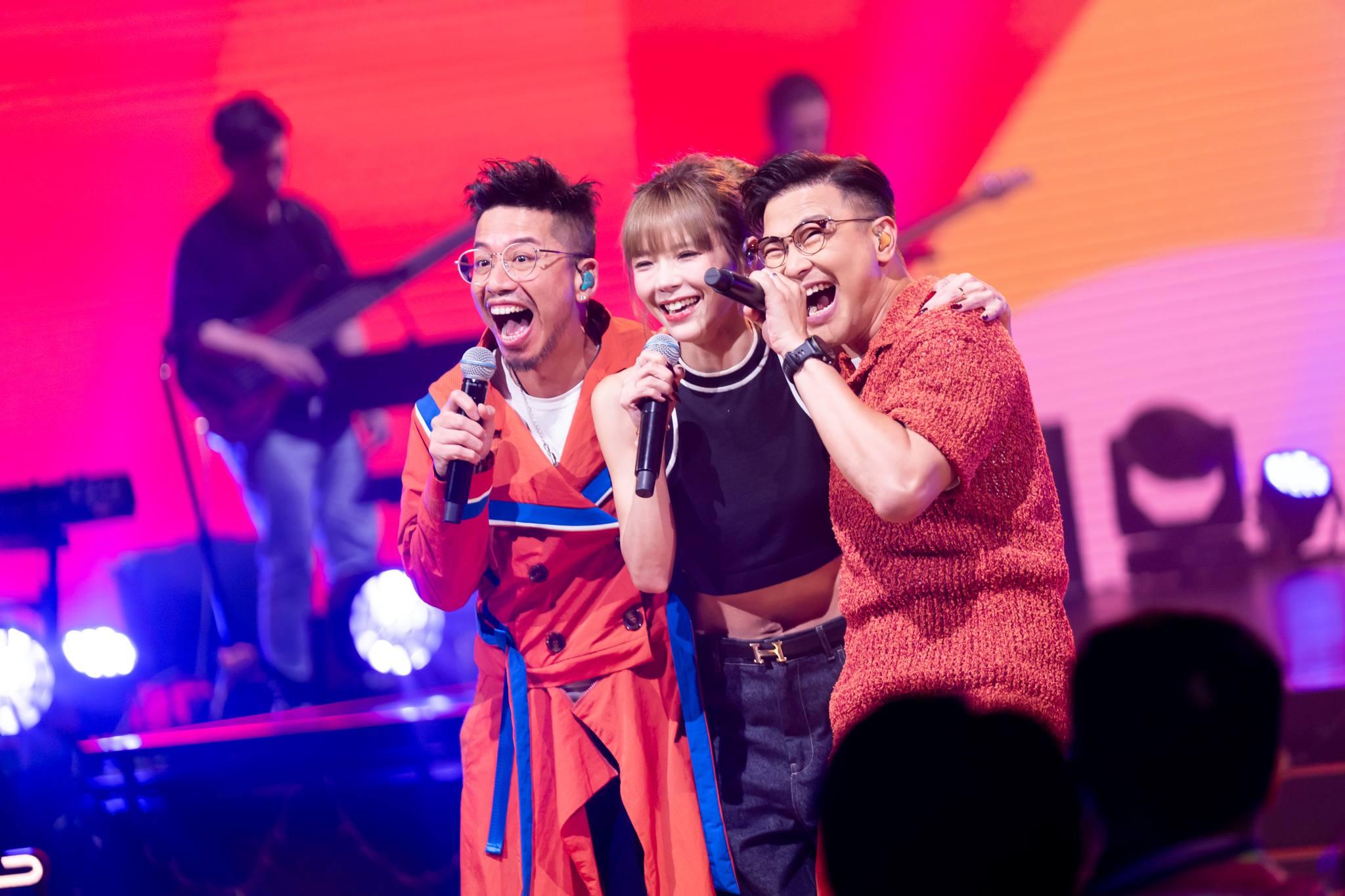 方皓玟與小肥、6號認識多年,難得有機會合唱。