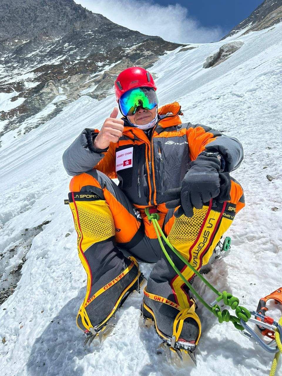 陳國健今年5月成功登頂。(「香港警察」FB)