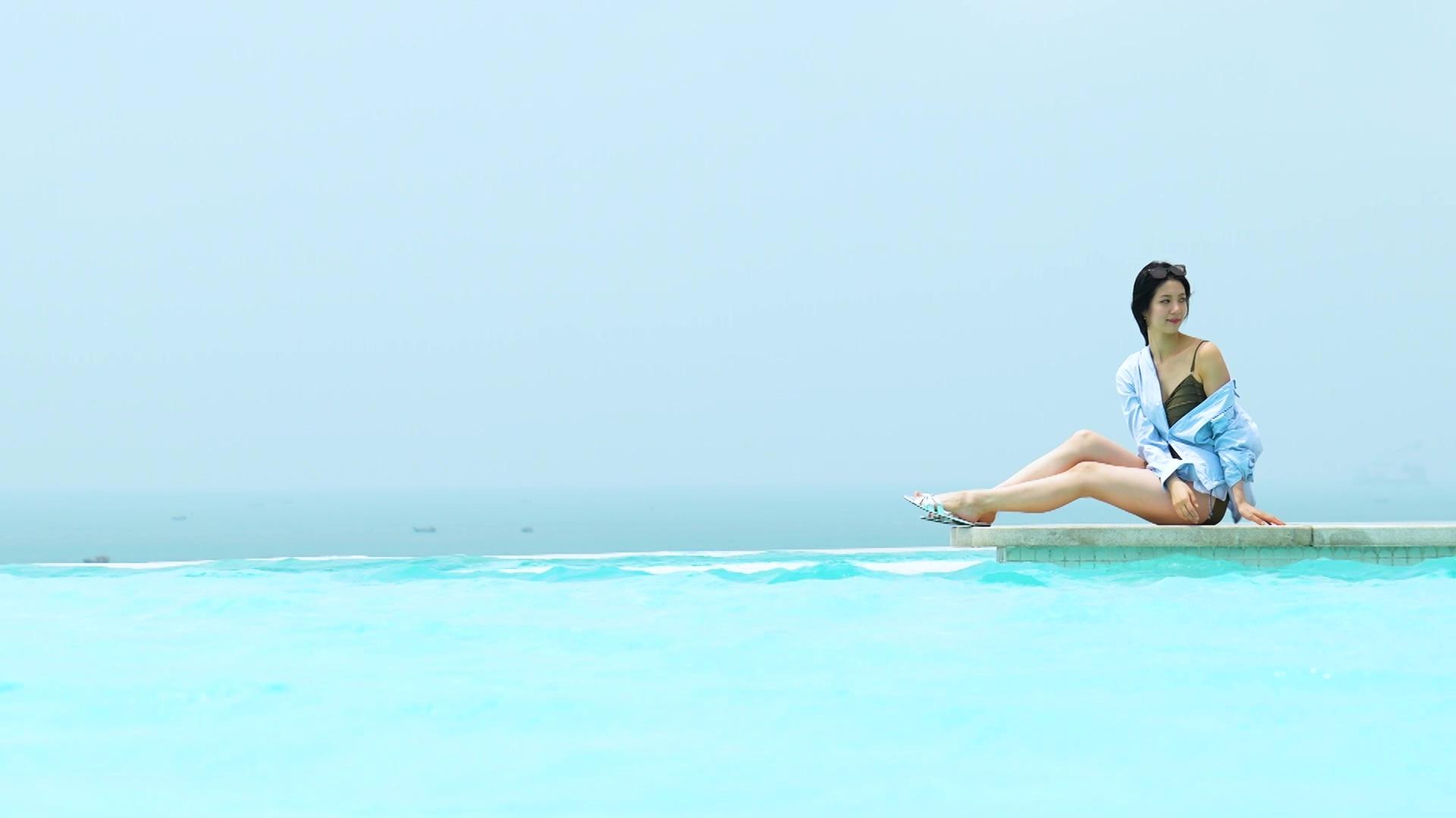 陳曉華穿泳裝曬超Fit身材!