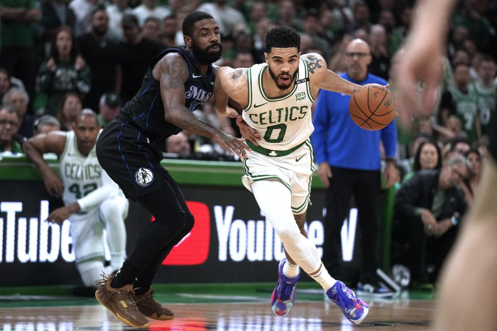 塞爾特人在總決賽以107:89擊敗獨行俠。(美聯社)