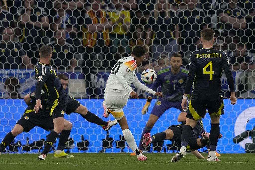 上半場德國清風送爽,領先三球。(美聯社)