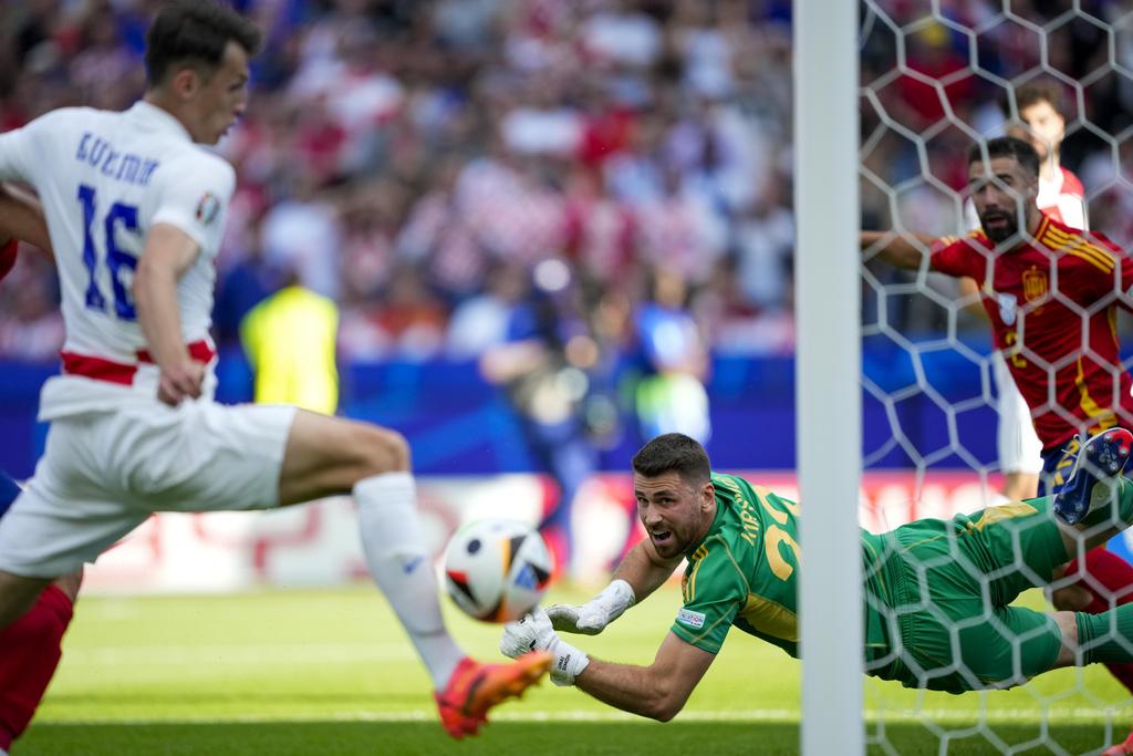 狂牛停不了 半場狂攻領先三球(美聯社)