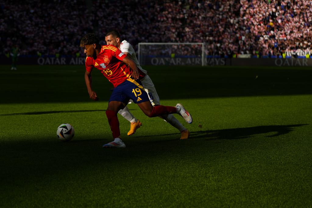 耶馬爾歐國盃首戰表現出色,對陣克羅地亞交出一助攻,協助西班牙大勝。(美聯社)