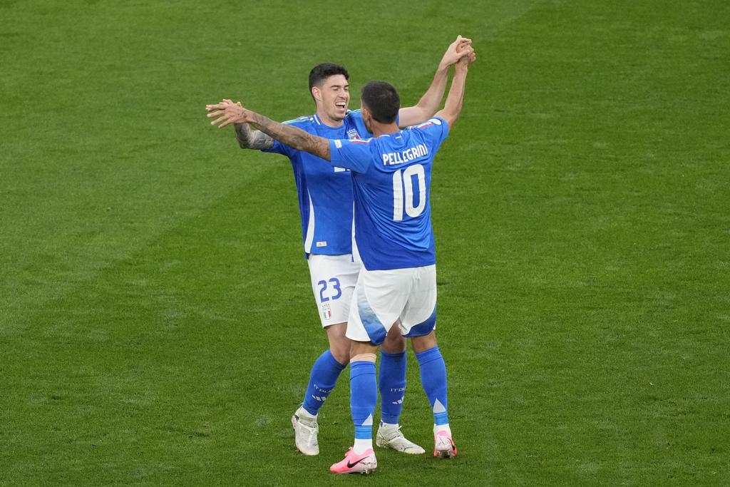 意大利僅用約15分鐘便成功反超前。(美聯社)