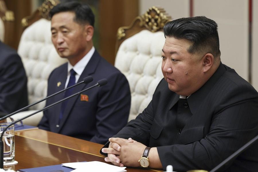 普京訪北韓。(美聯社)