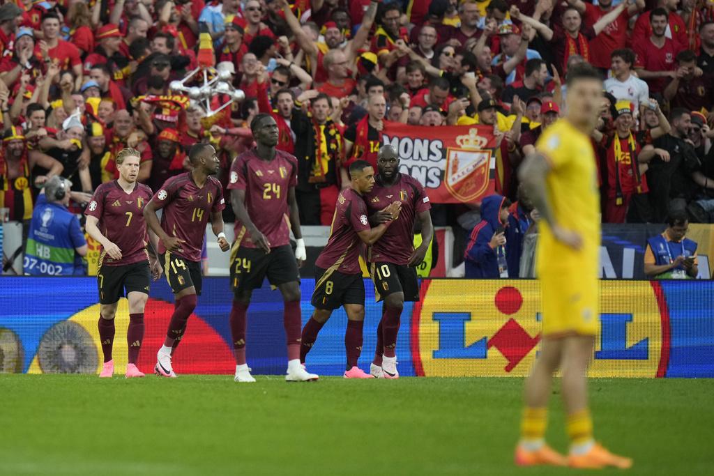 上半場比利時憑泰利文斯的遠射得手,領先羅馬尼亞1:0。(美聯社)