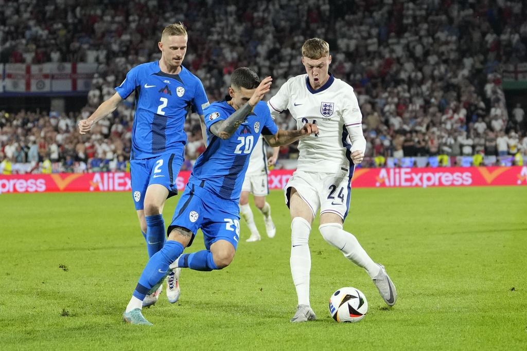 安東尼哥頓和高爾彭馬終於獲得上陣機會。(美聯社)