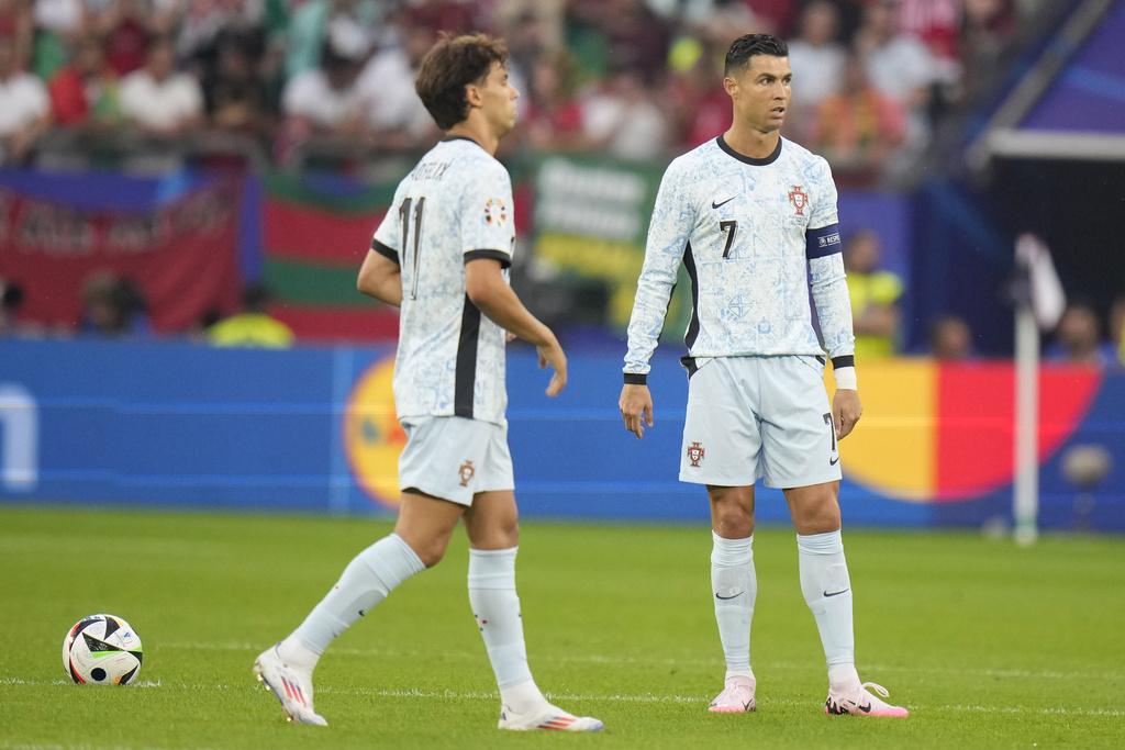 格魯吉亞先拔頭籌 C朗投訴過激領黃