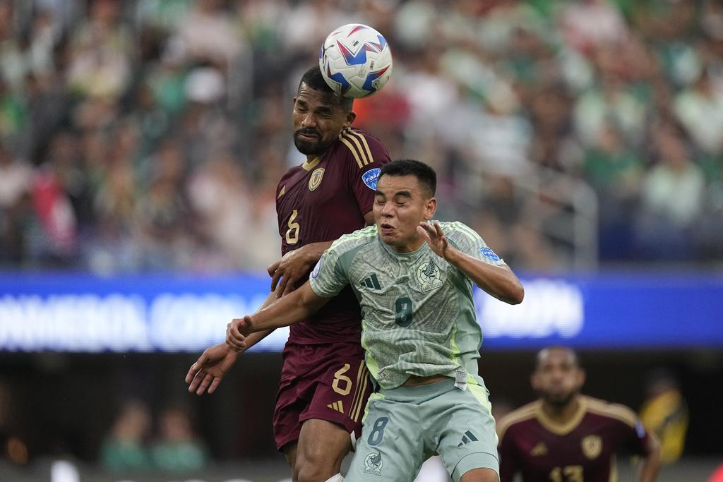 委內瑞拉1:0擊敗墨西哥。(美聯社)