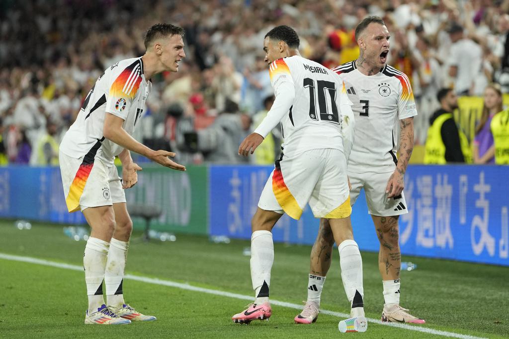 穆斯亞拿單刀建功,帶領德國領先至2:0。(美聯社)