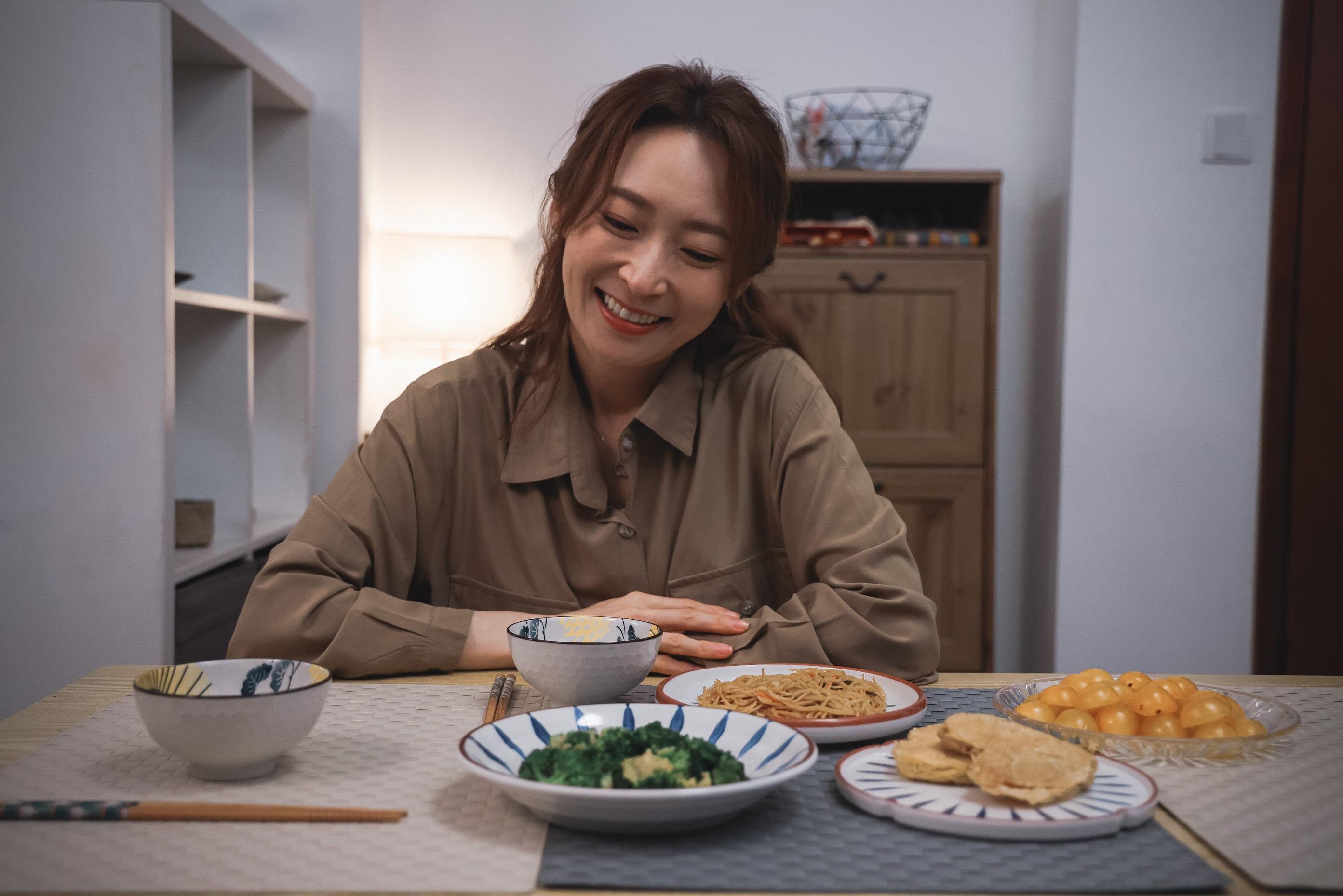 周家怡在《無人之境》演周國賢太太。