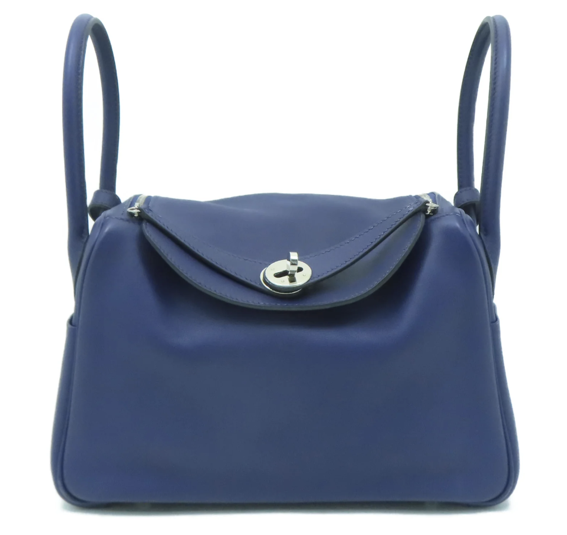 HERMES Swift皮革Lindy 26 銀扣手挽肩背兩用袋墨水藍色 $59,800