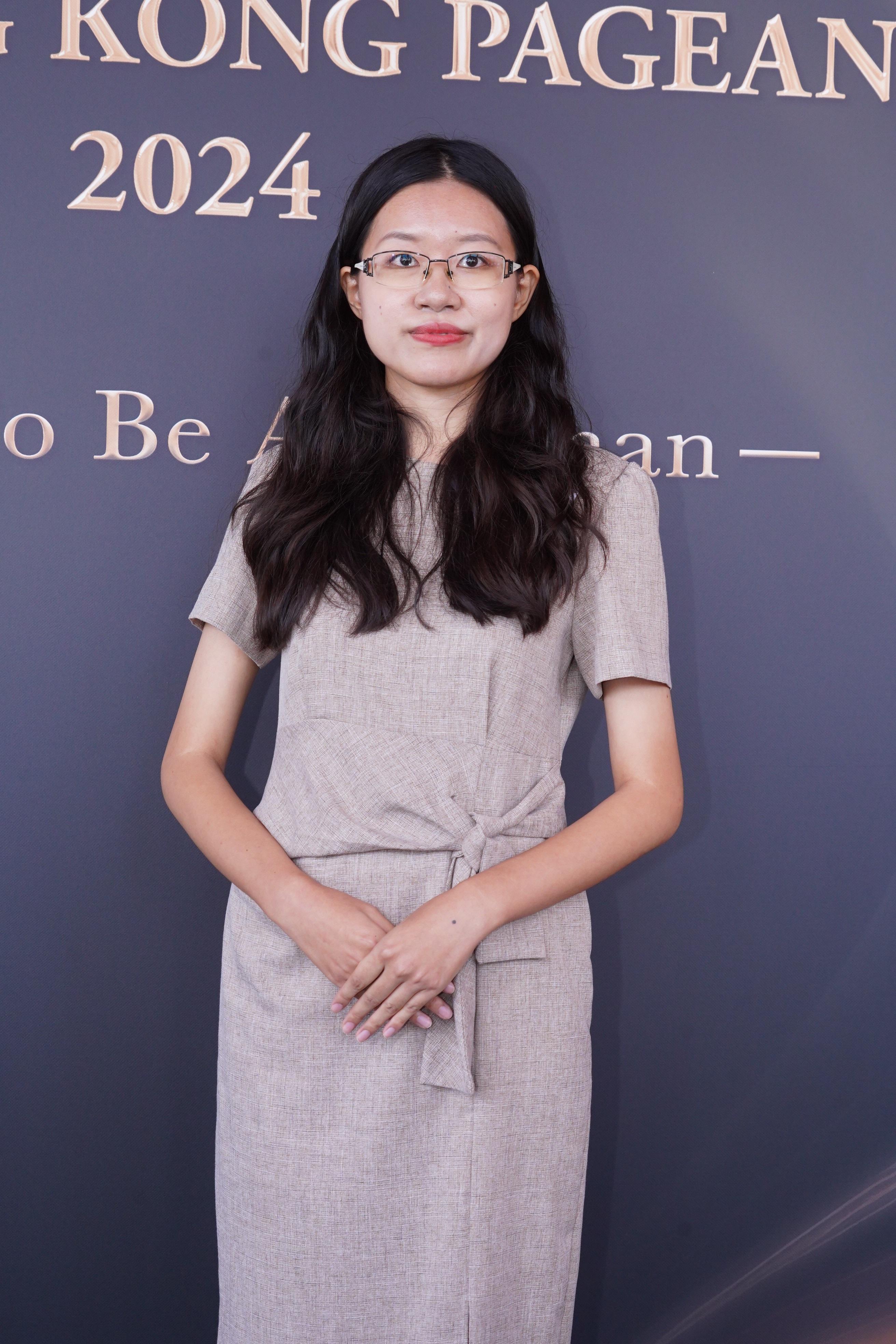 Juliette Cheung 26歲 深圳人