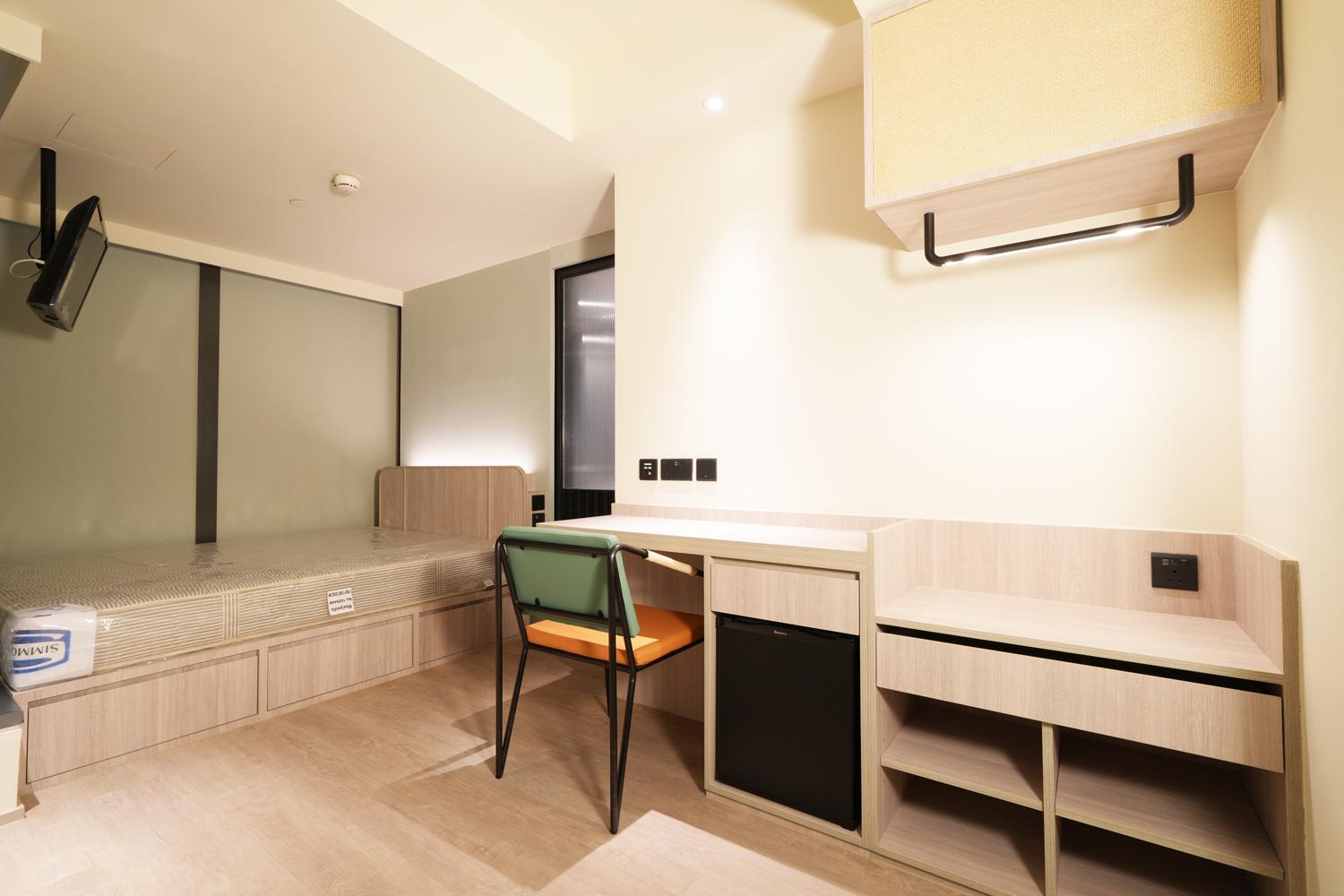 學生住宿物業設有255間客房,均設有獨立浴室。(香港都會大學圖片)