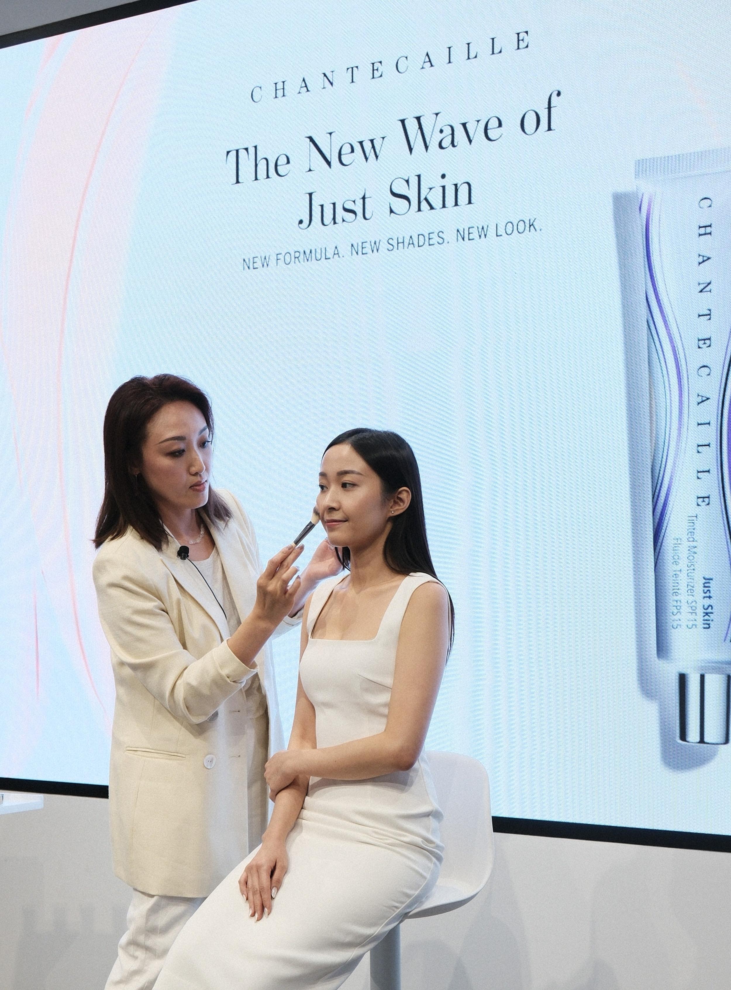 第二代自然肌膚輕底霜由內(成分)至外(包裝)均全面革新。