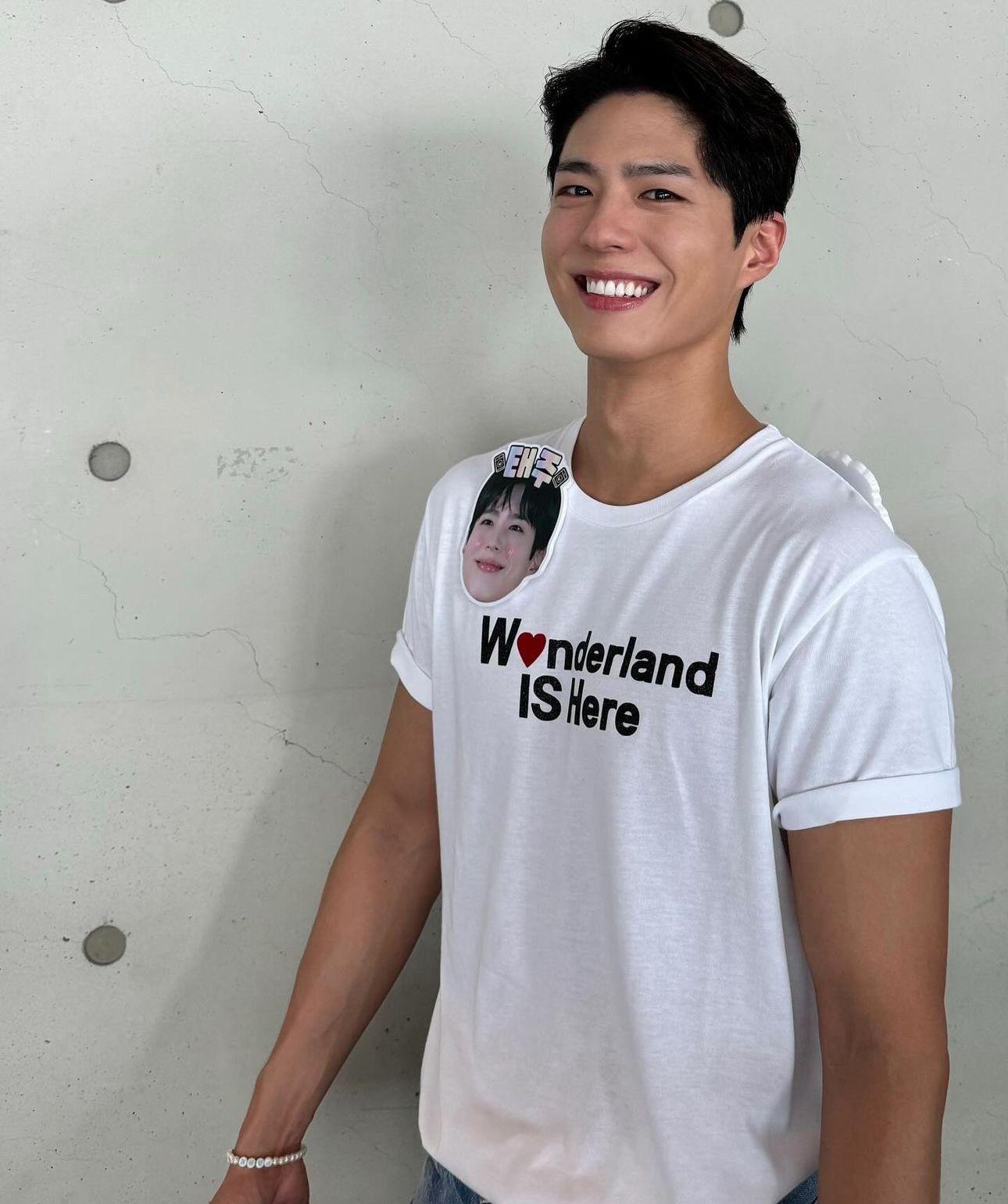 朴寶劍周日迎來31歲生日。