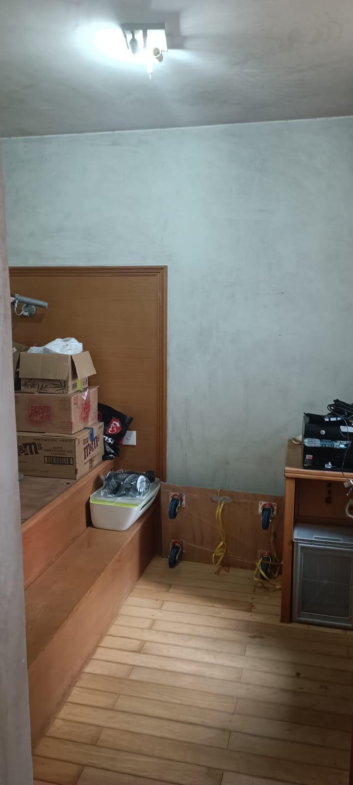 單位裝修普通。(代理提供)