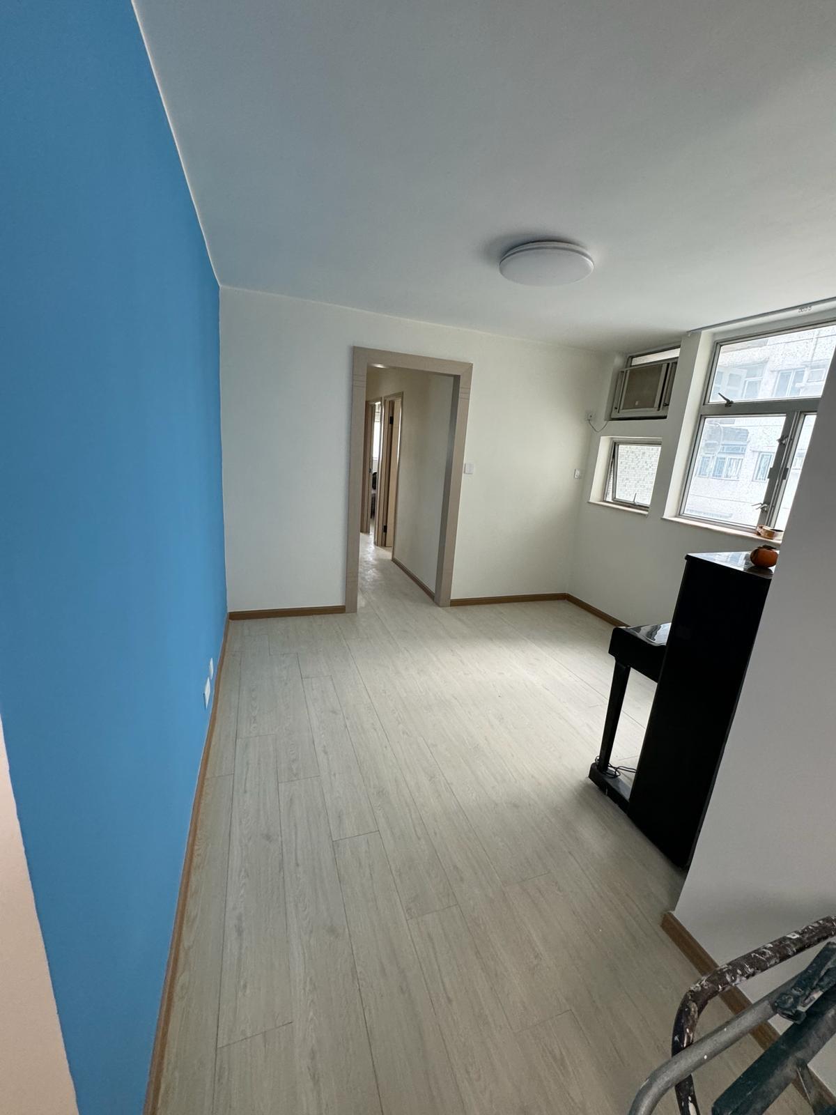 大廳屬「呂」字型,客廳一端光線足,空間亦闊落。(代理提供)