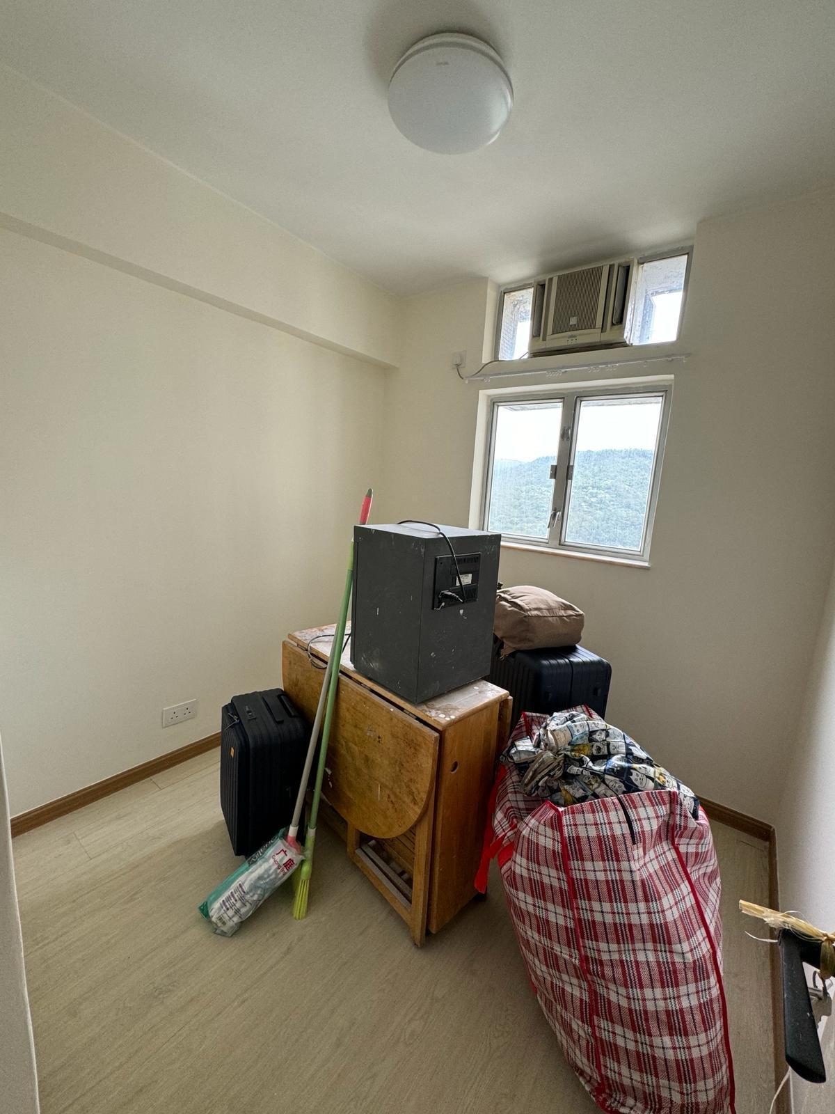 其中一間睡房望全翠綠山景。(代理提供)