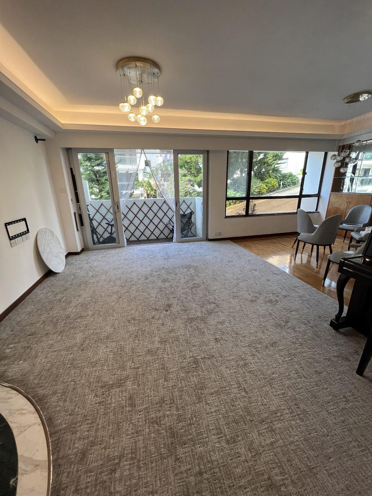 最新沽出的碧翠苑套四房單位,大廳寬敞之餘,景觀望翠綠山景,環境清靜。(代理提供)