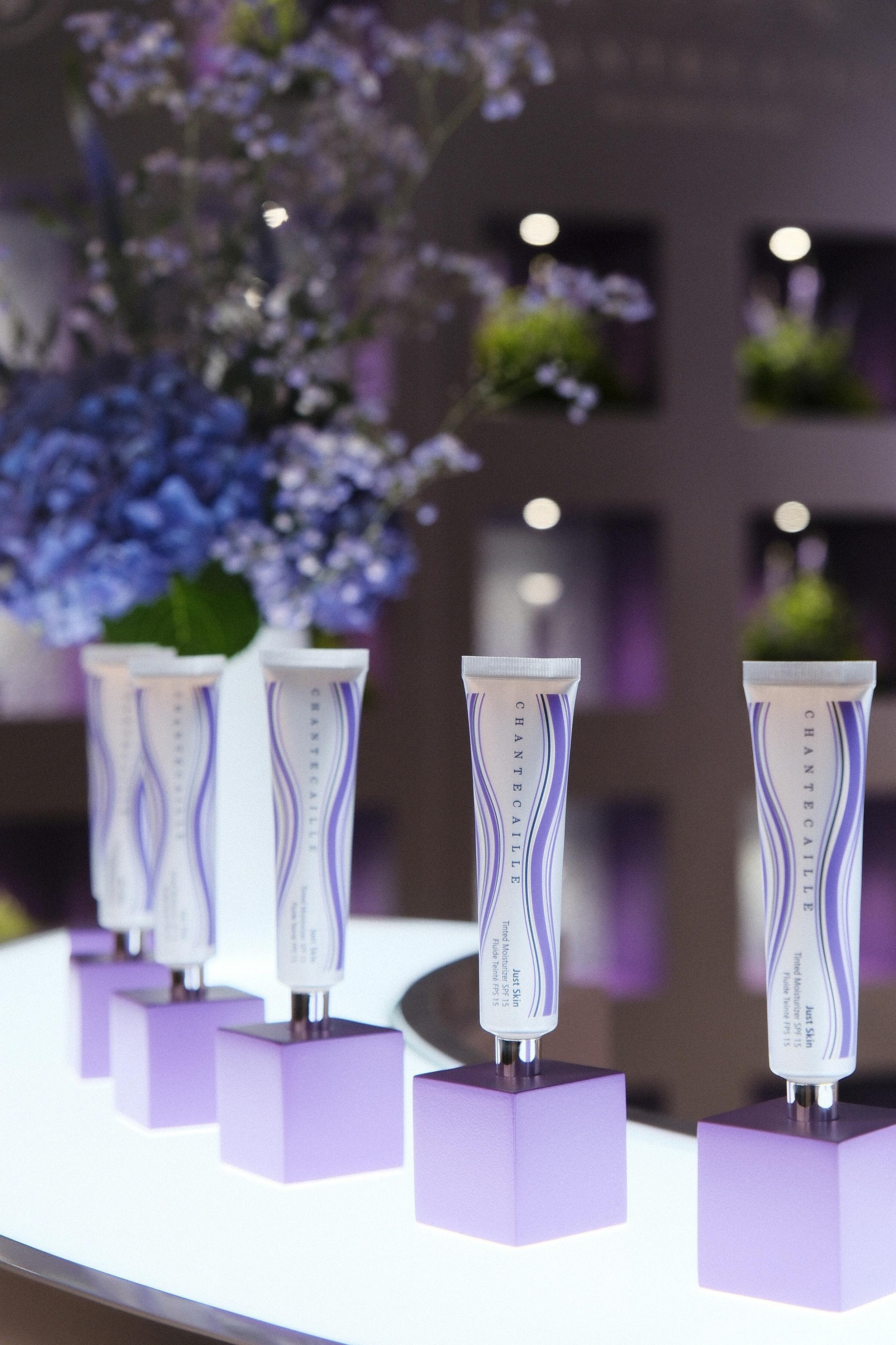 Chantecaille第二代自然肌膚輕底霜共有6款適合亞洲女士膚色的色調。