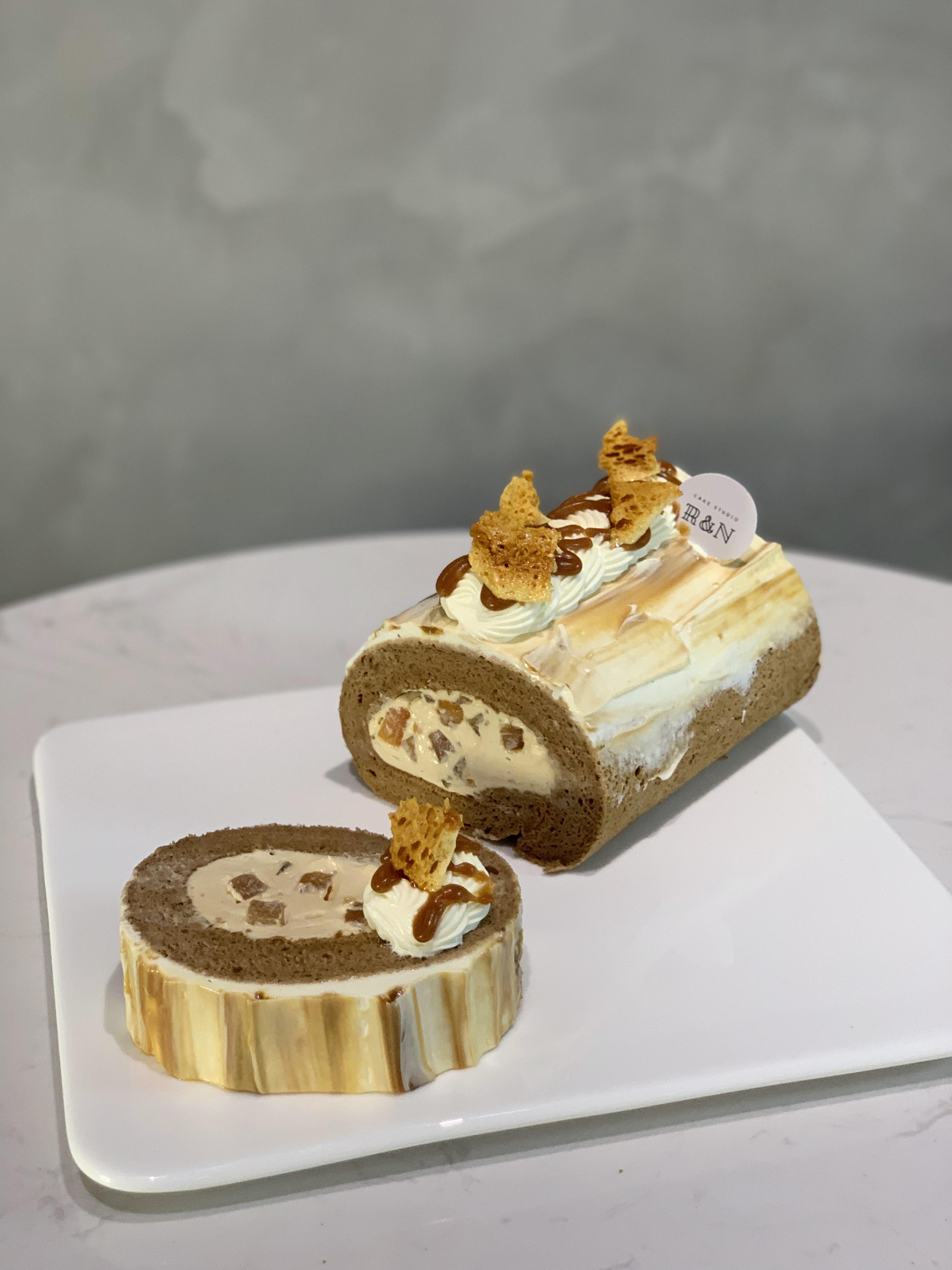 R&N Cake Studio 焦糖燴梨伯爵茶卷