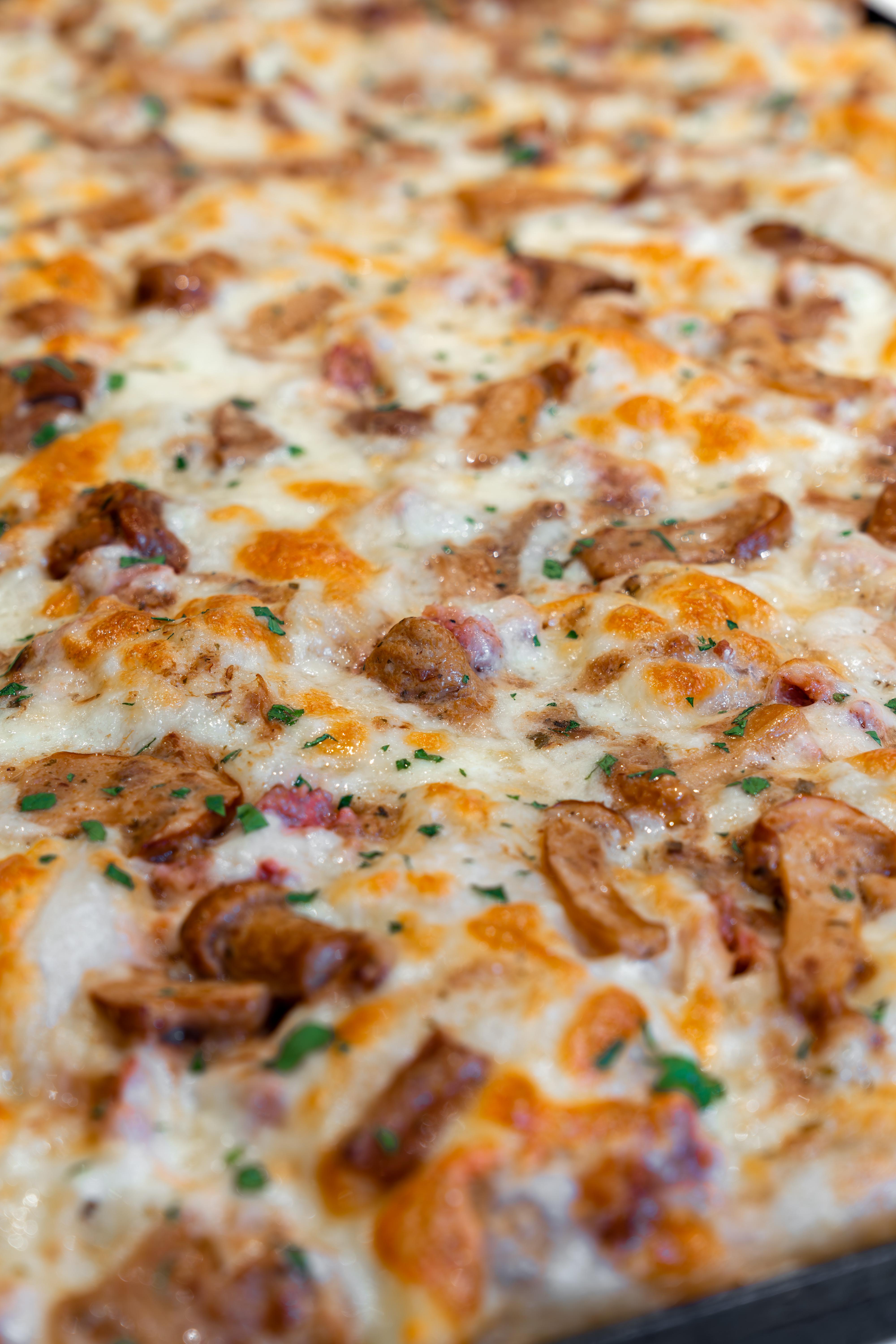 Salsiccia and Porcini HK$40/100g 食材包括:意式香腸、牛肝菌、馬蘇里拉芝士