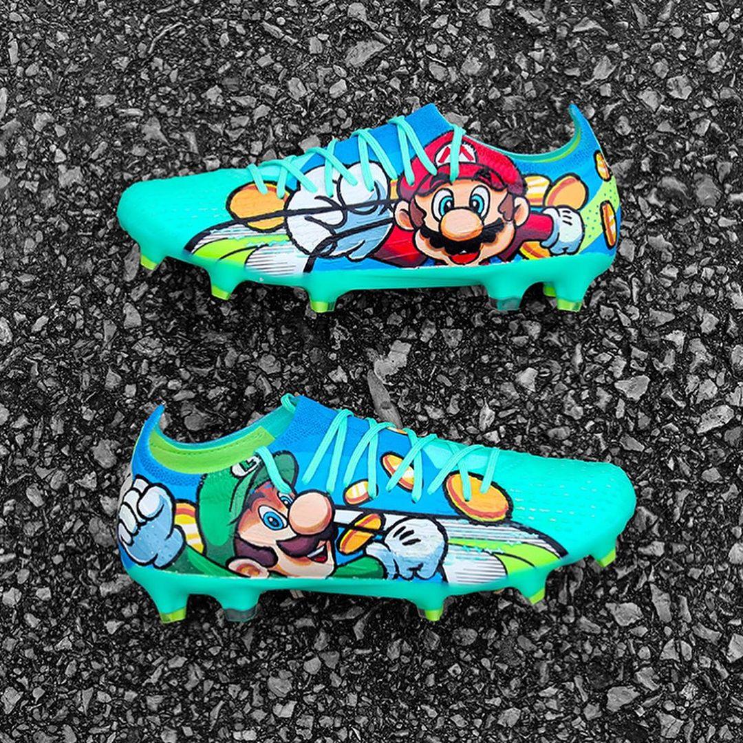 艾辛尼的客製版孖寶兄弟波砵。(IG)