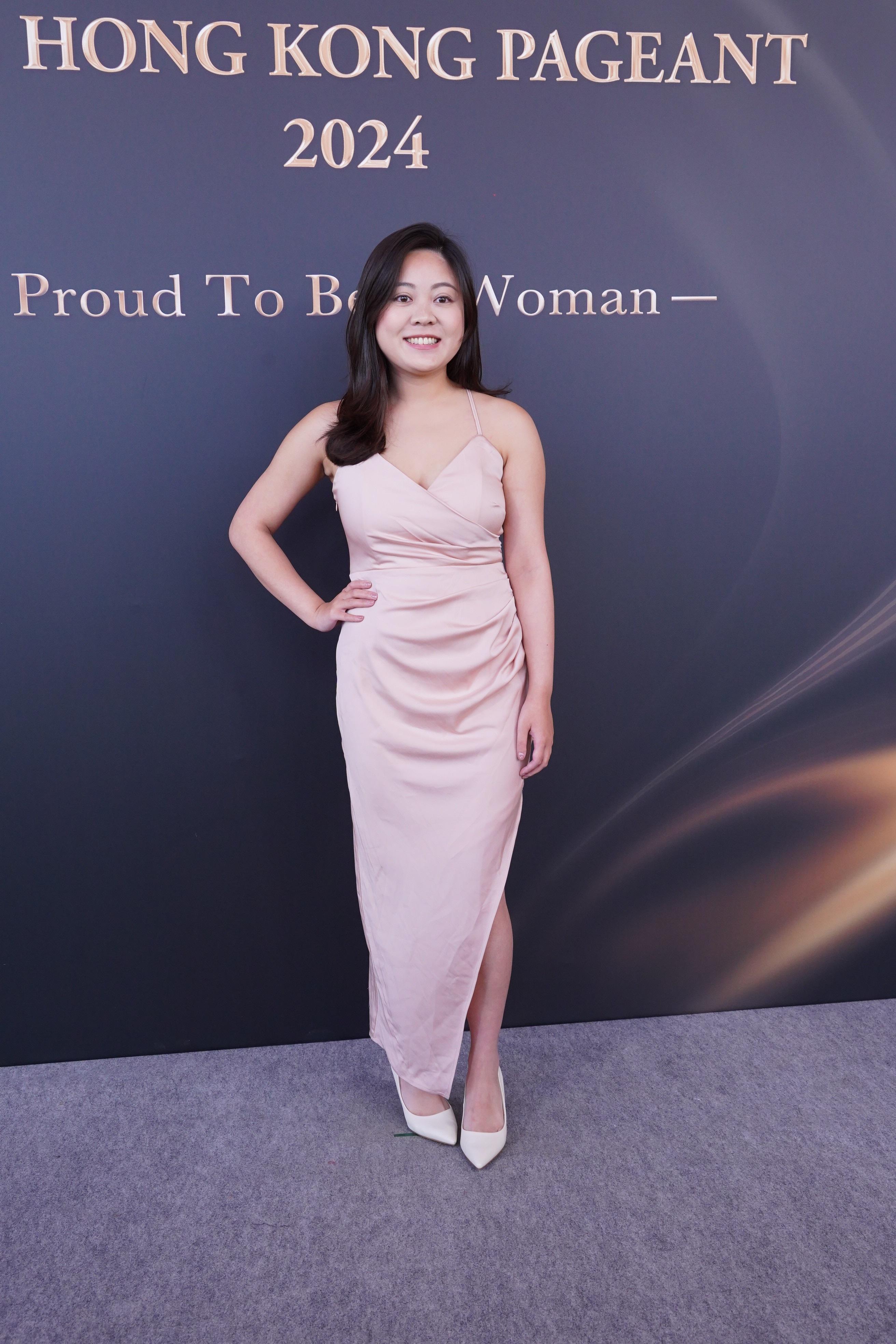 26歲的Sofie 被指似何太。