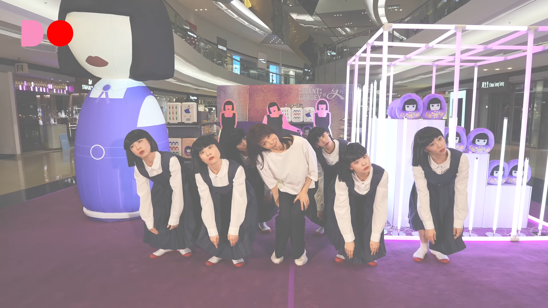 Do姐孖AVANTGARDEY跳舞。