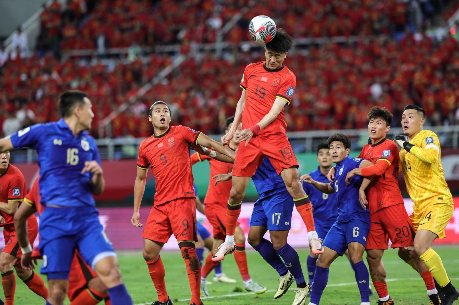 世界盃外圍賽|國足主場賽和泰國。(新華社)