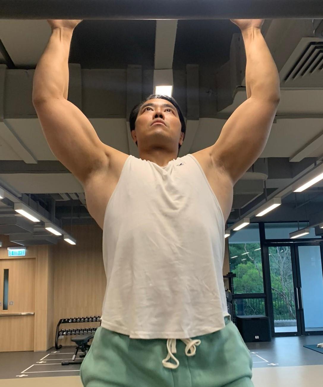 疫情過後Robin開始參加比賽,單憑自己的知識為自己備賽。