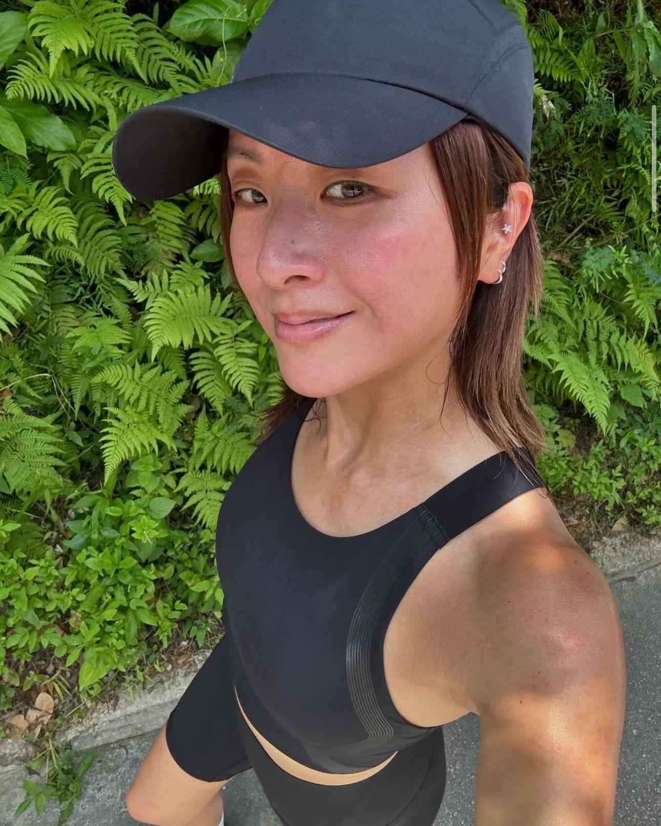 徐濠縈今年剛過50歲生日,透露長期受到椎間盤突出的困擾。