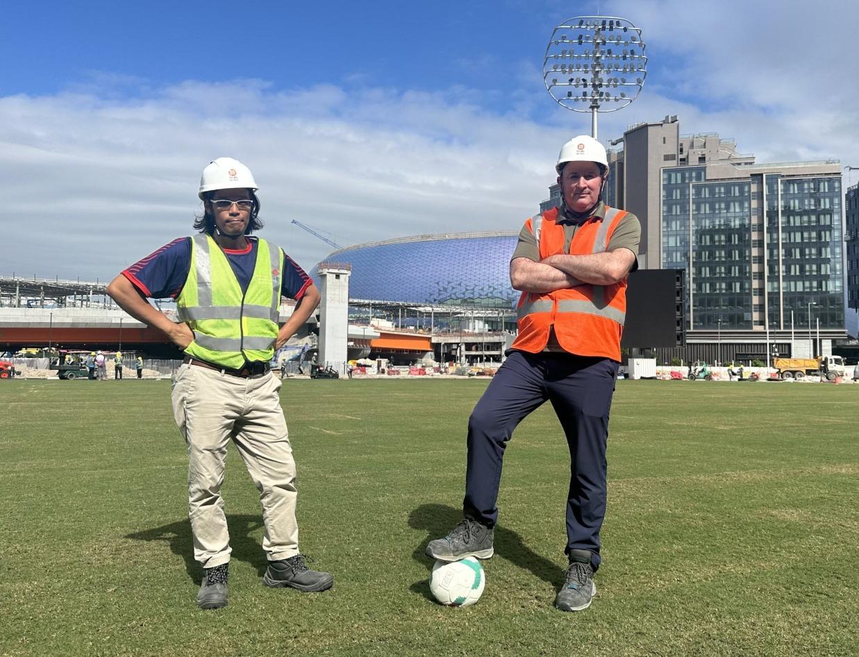 可容納約5,000名觀眾的啟德青年運動場,近日完成鋪設草坪工程(啟德體育園提供圖片)