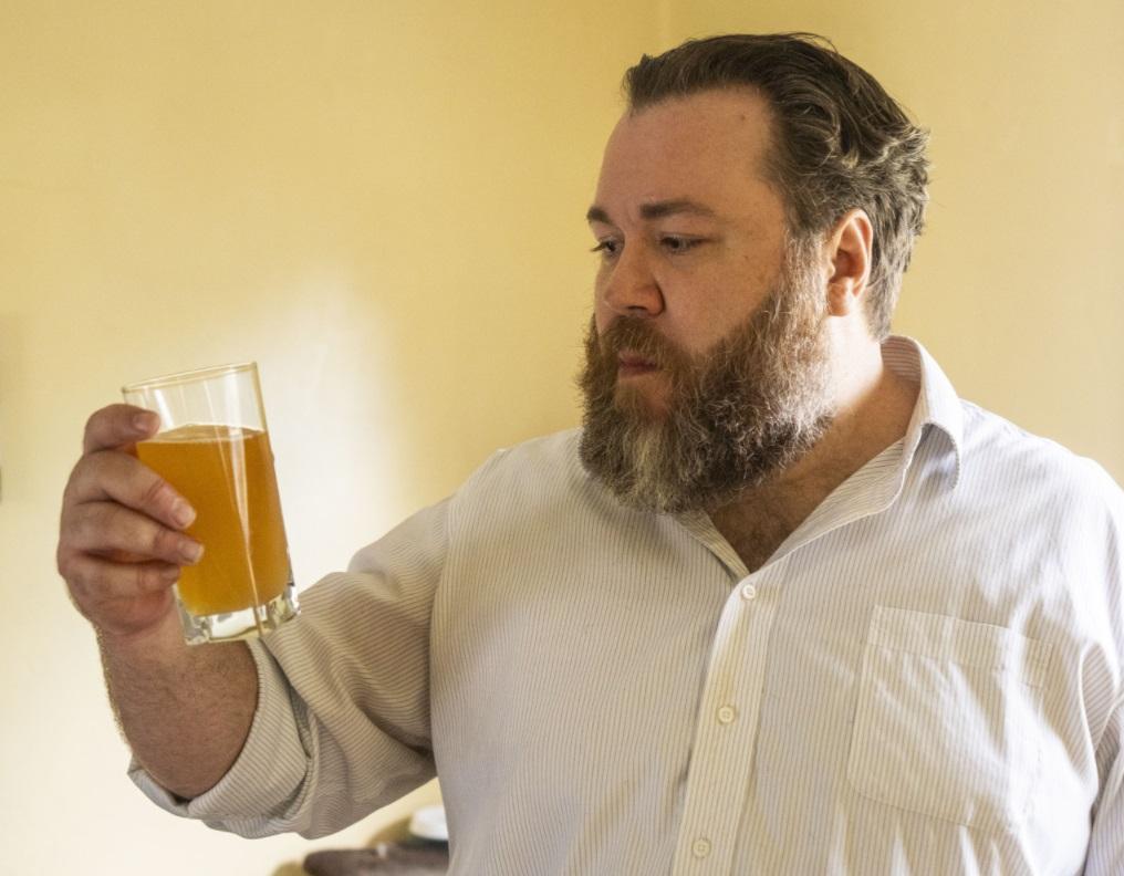 麥克唐奈釀出琥珀色的古代啤酒,具酸中帶有果香的口感。(互聯網)