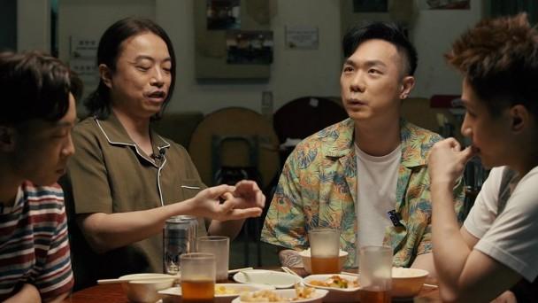 Supper Moment曾拍片回應多個指控,但他們的解釋無助負評,更令他們的人氣急跌。