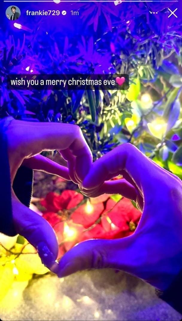 Frankie於去年聖誕放閃。