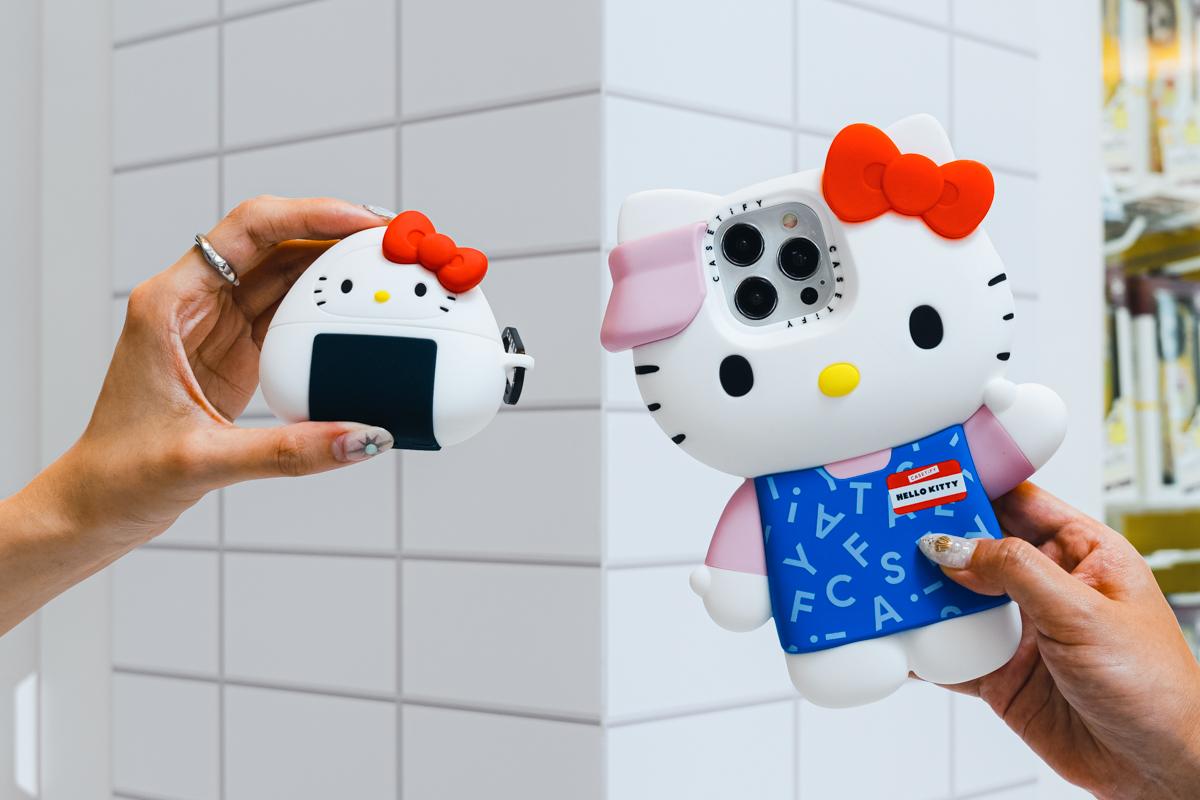 必買立體造型的Hello Kitty手機殼及飯糰AirPods保護殼。