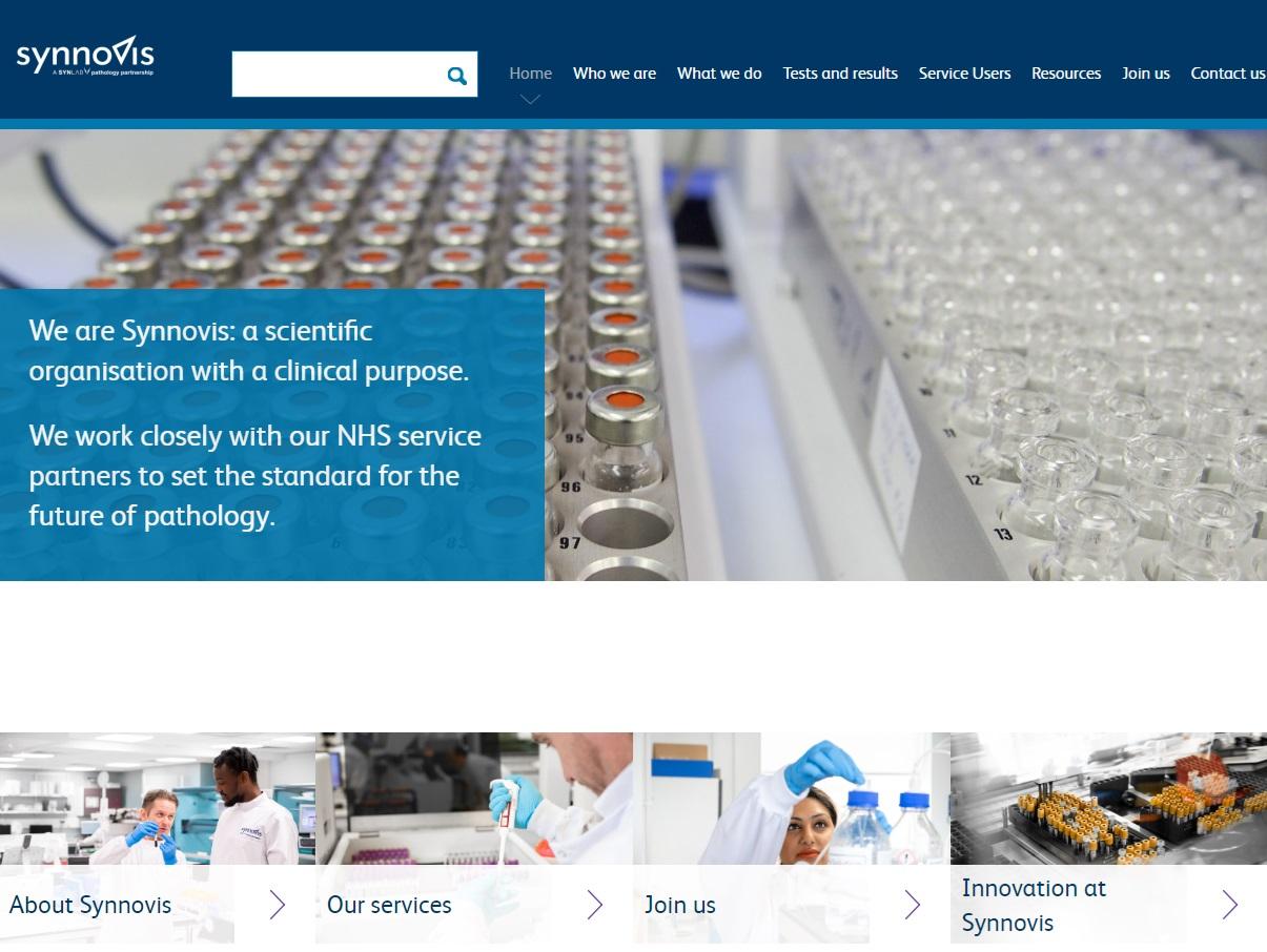 遭網攻的病理檢驗服務公司Synnovis官網。(互聯網)