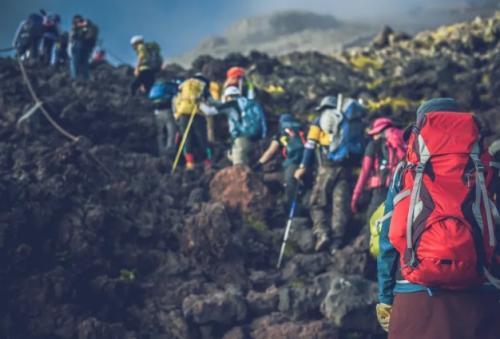 近年掀起一股登富士山熱潮。(資料圖片)
