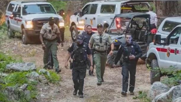 加州搜救人員參與救援。(互聯網)