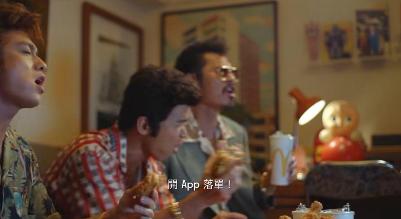 今次廣告由黃德斌、林海峰、劉俊謙合作。