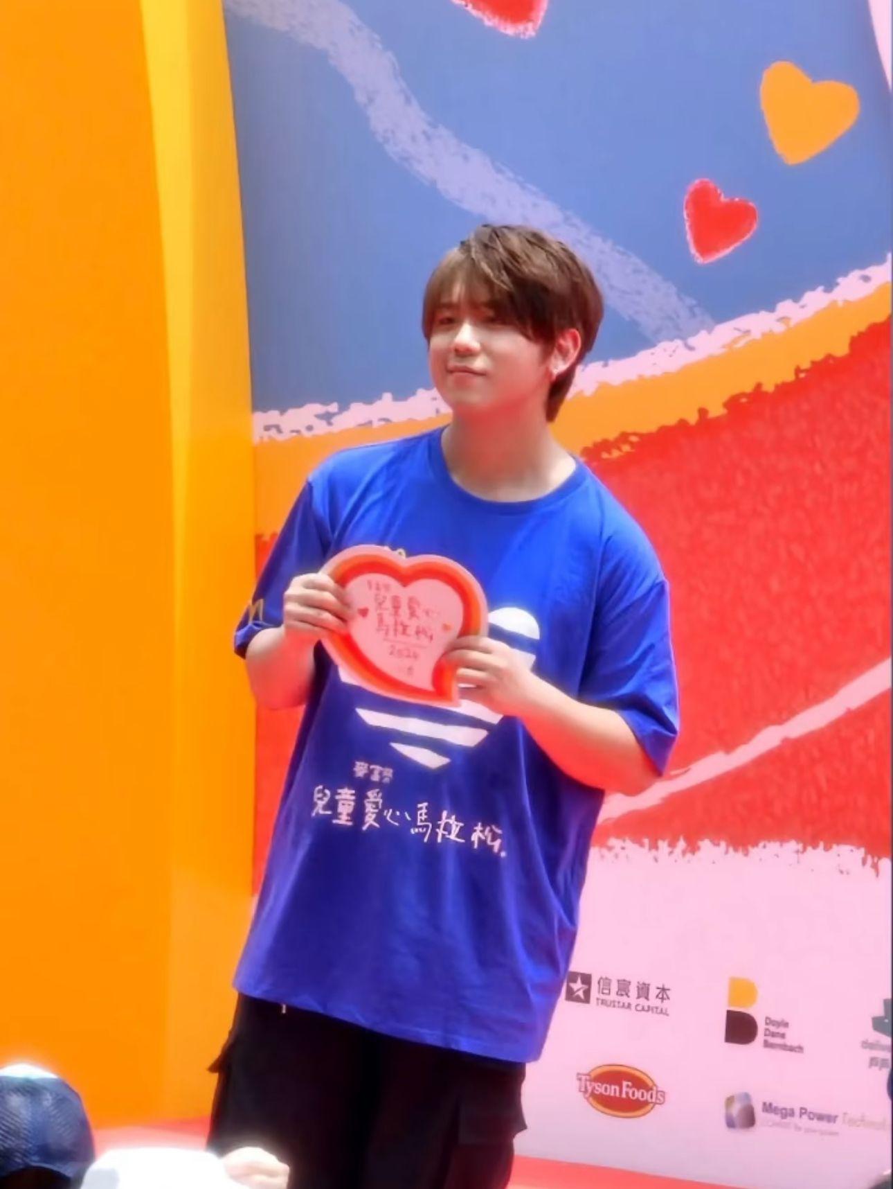 姜濤今日現身「麥當勞兒童愛心馬拉松」。