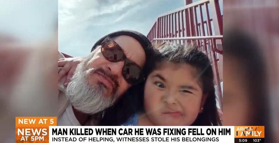 格拉生前與孫女合照。(互聯網)