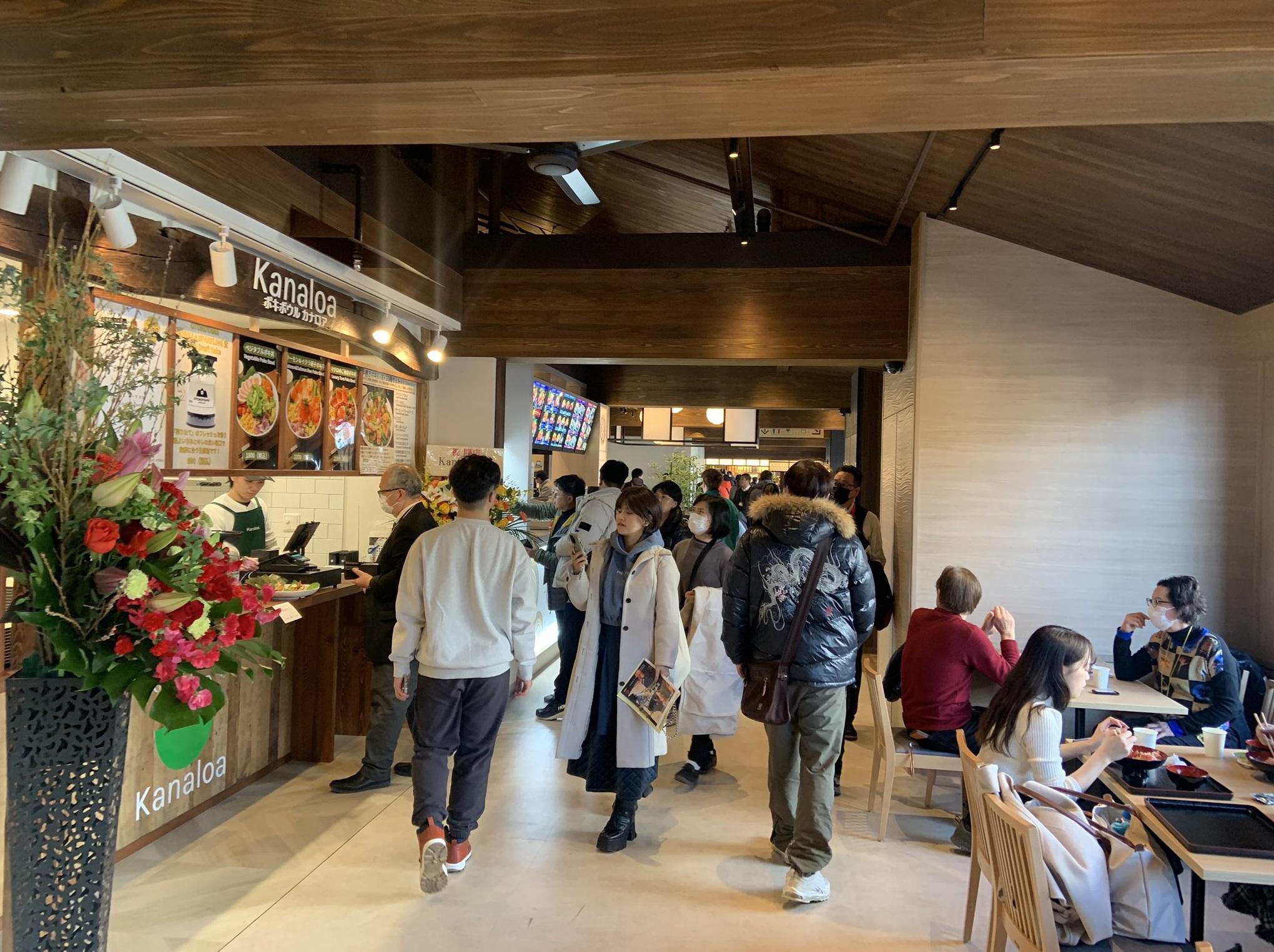 「豐洲 千客萬來」內的食店。(互聯網)